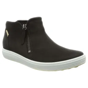 Soft 7 Full Grain Leather Women's Zip Up Boots
